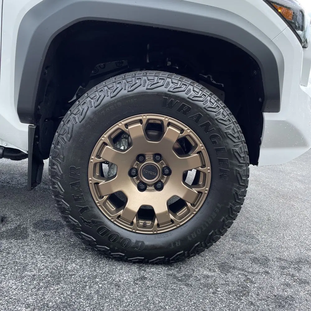 2024 Toyota Tacoma Trailhunter HV