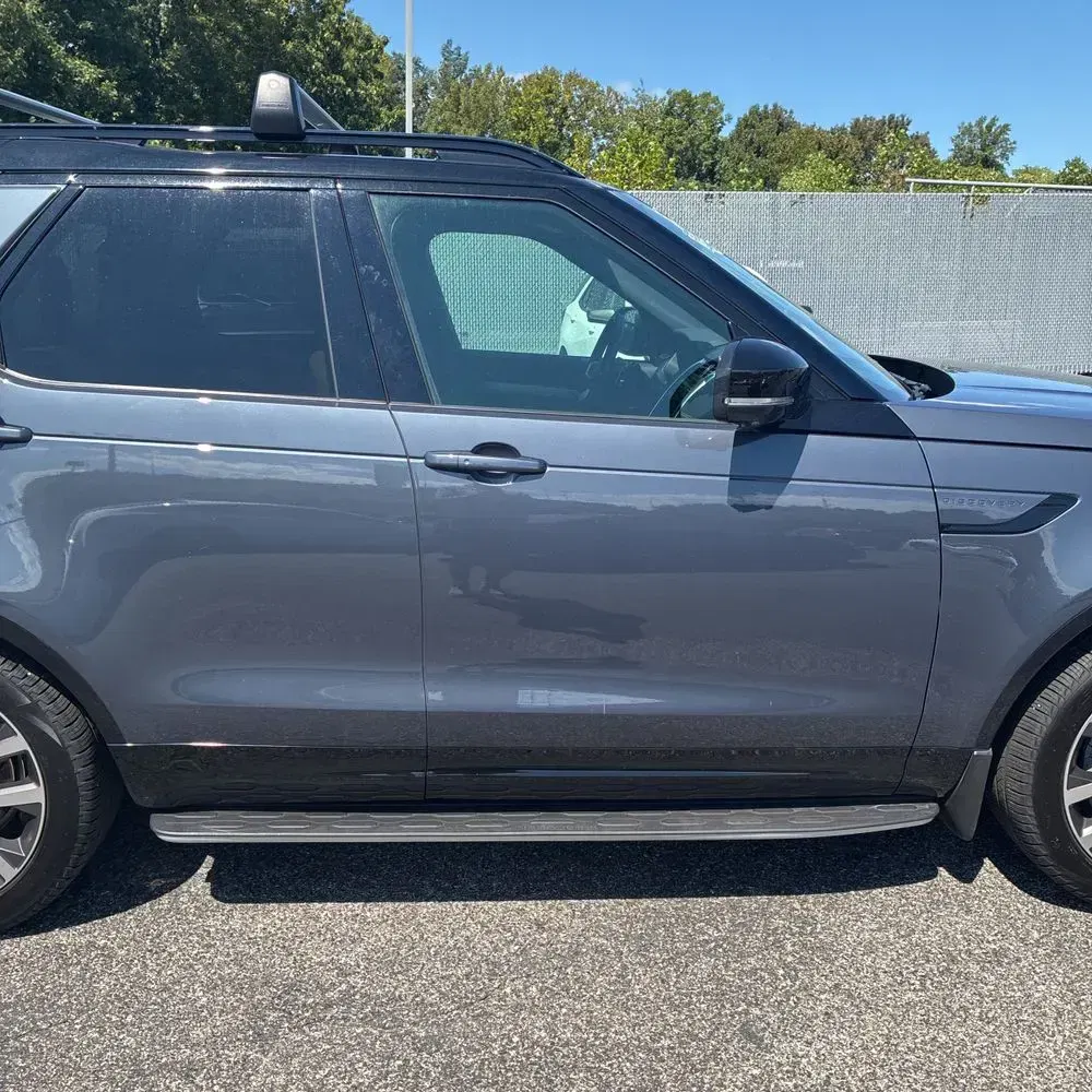 2024 Land Rover Discovery Dynamic SE P300