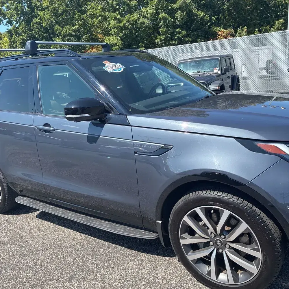 2024 Land Rover Discovery Dynamic SE P300
