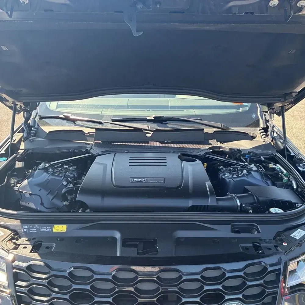 2024 Land Rover Discovery Dynamic SE P300
