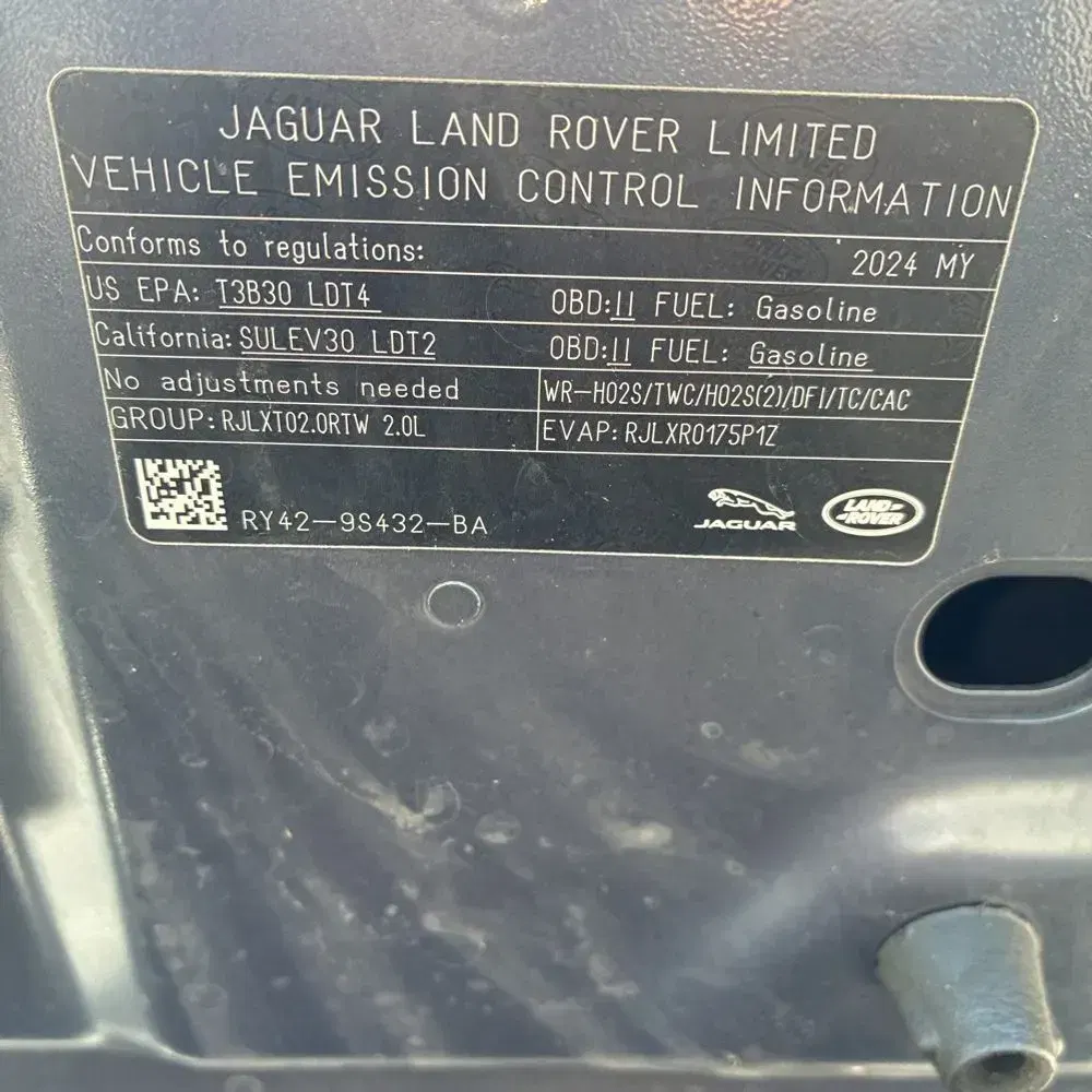 2024 Land Rover Discovery Dynamic SE P300