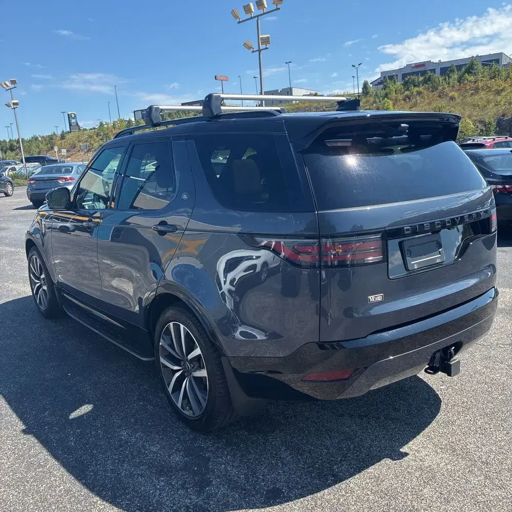 2024 Land Rover Discovery Dynamic SE P300