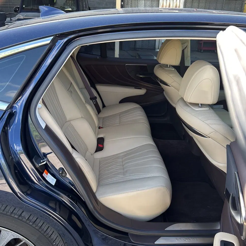 2019 Lexus LS 500h Base