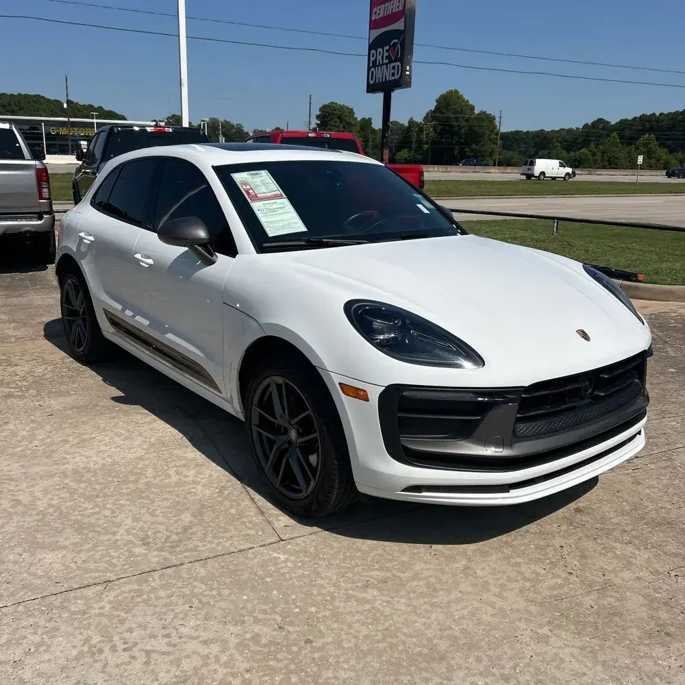 2024 Porsche Macan Base