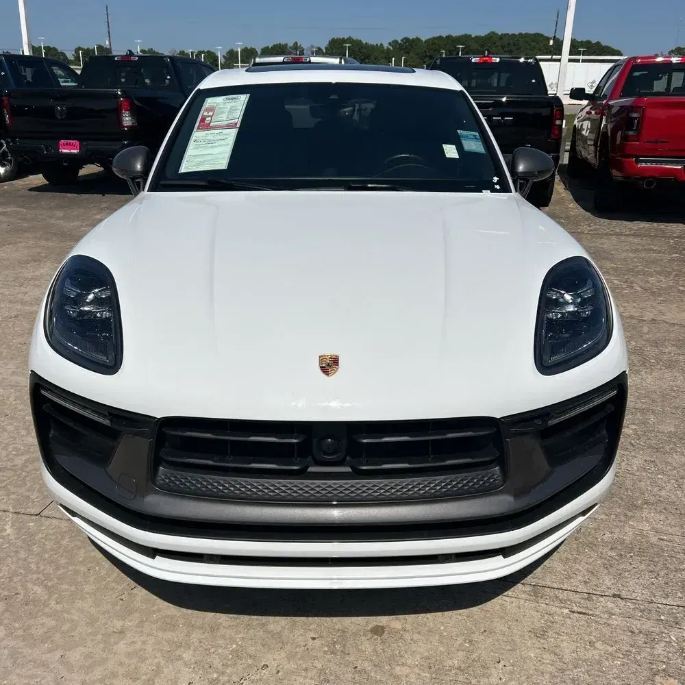 2024 Porsche Macan Base