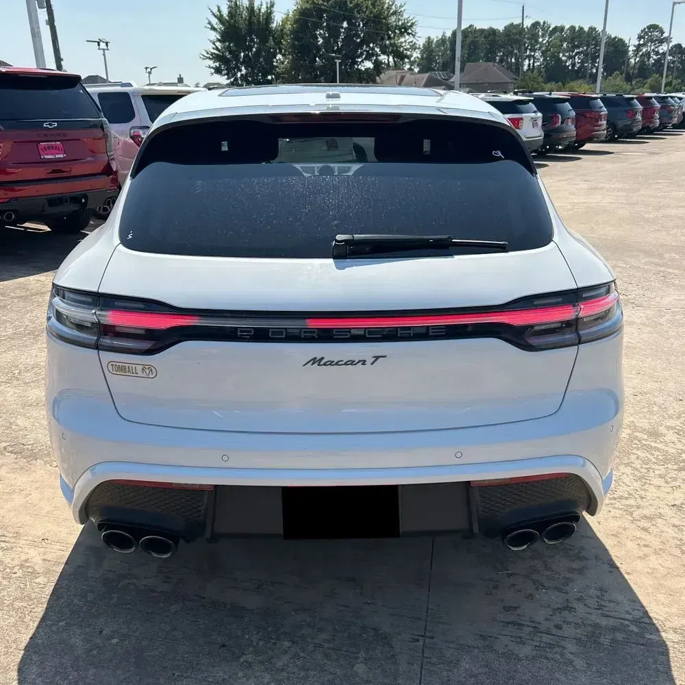 2024 Porsche Macan Base