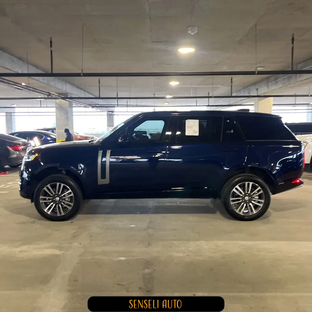 2023 Land Rover Range Rover P400 SE LWB