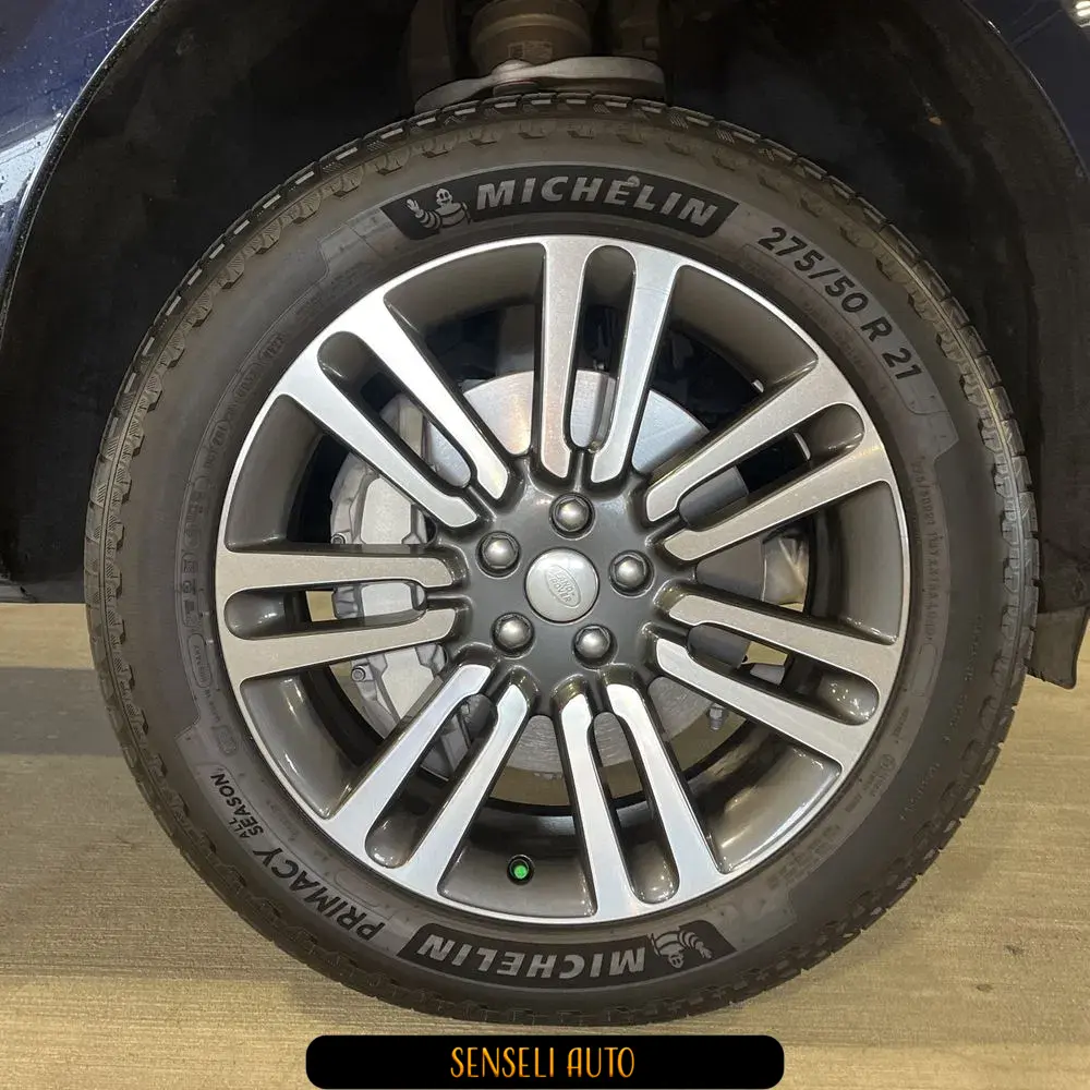 2023 Land Rover Range Rover P400 SE LWB