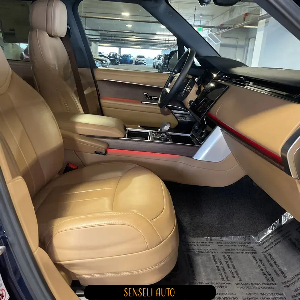 2023 Land Rover Range Rover P400 SE LWB