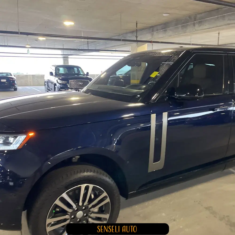 2023 Land Rover Range Rover P400 SE LWB