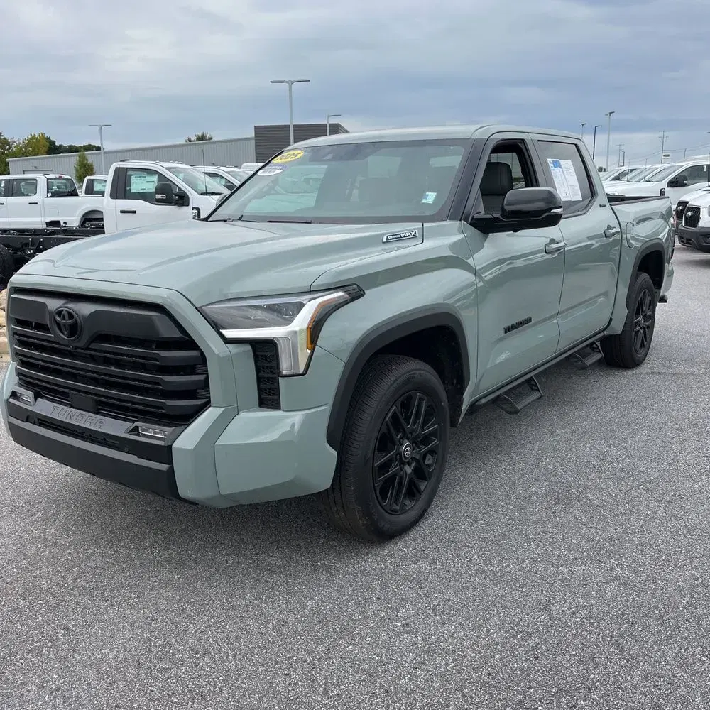 2025 Toyota Tundra Limited HV