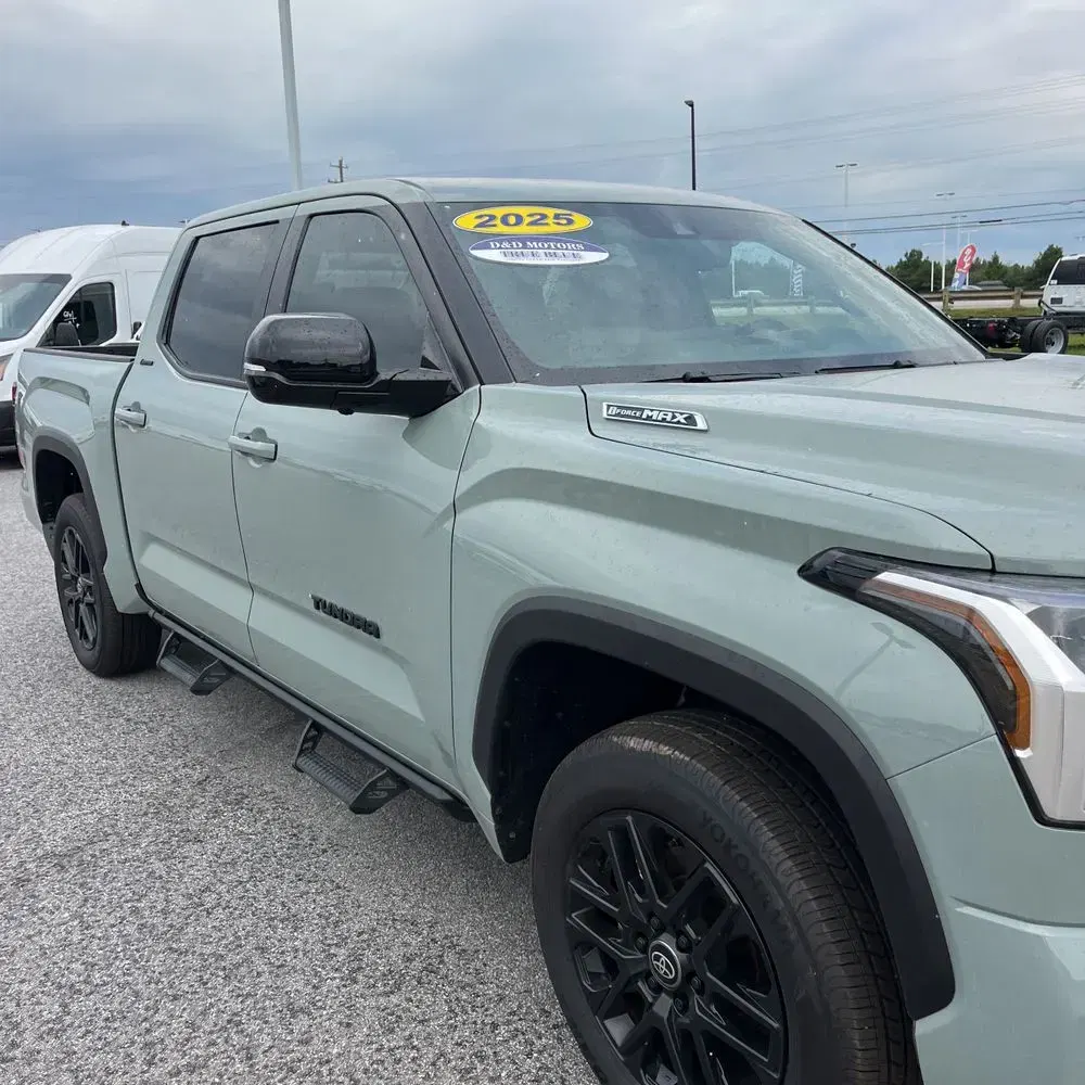 2025 Toyota Tundra Limited HV