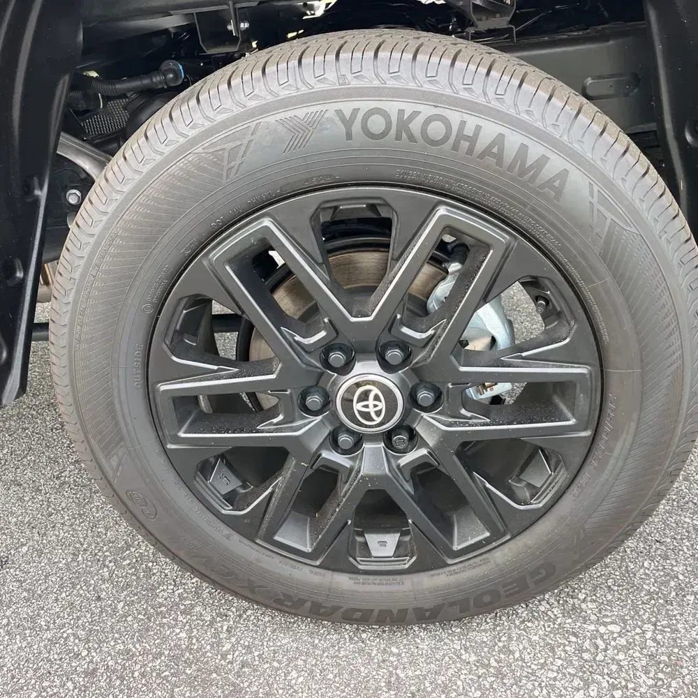2025 Toyota Tundra Limited HV