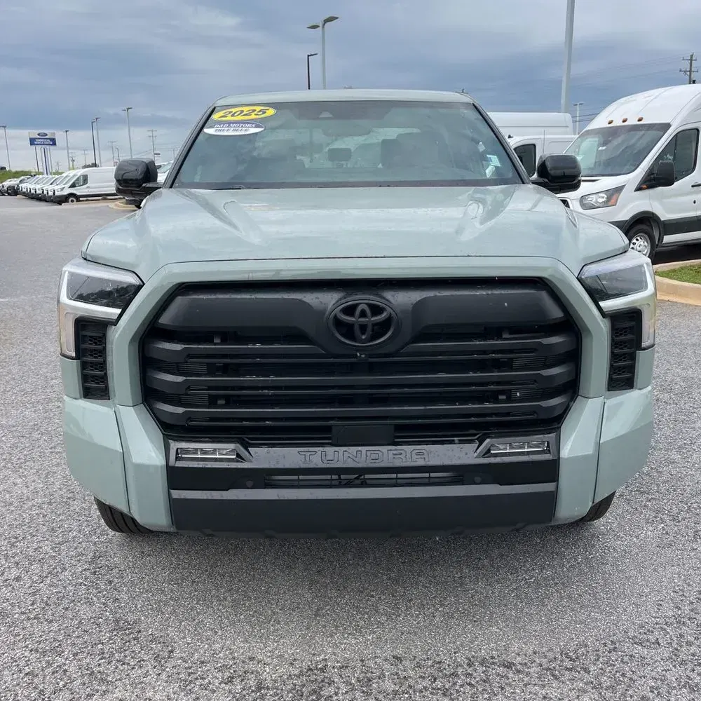 2025 Toyota Tundra Limited HV