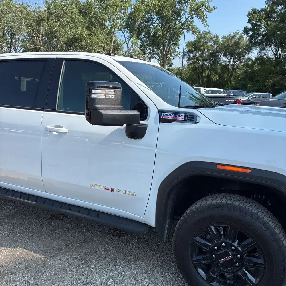 2025 GMC Sierra 2500 AT4