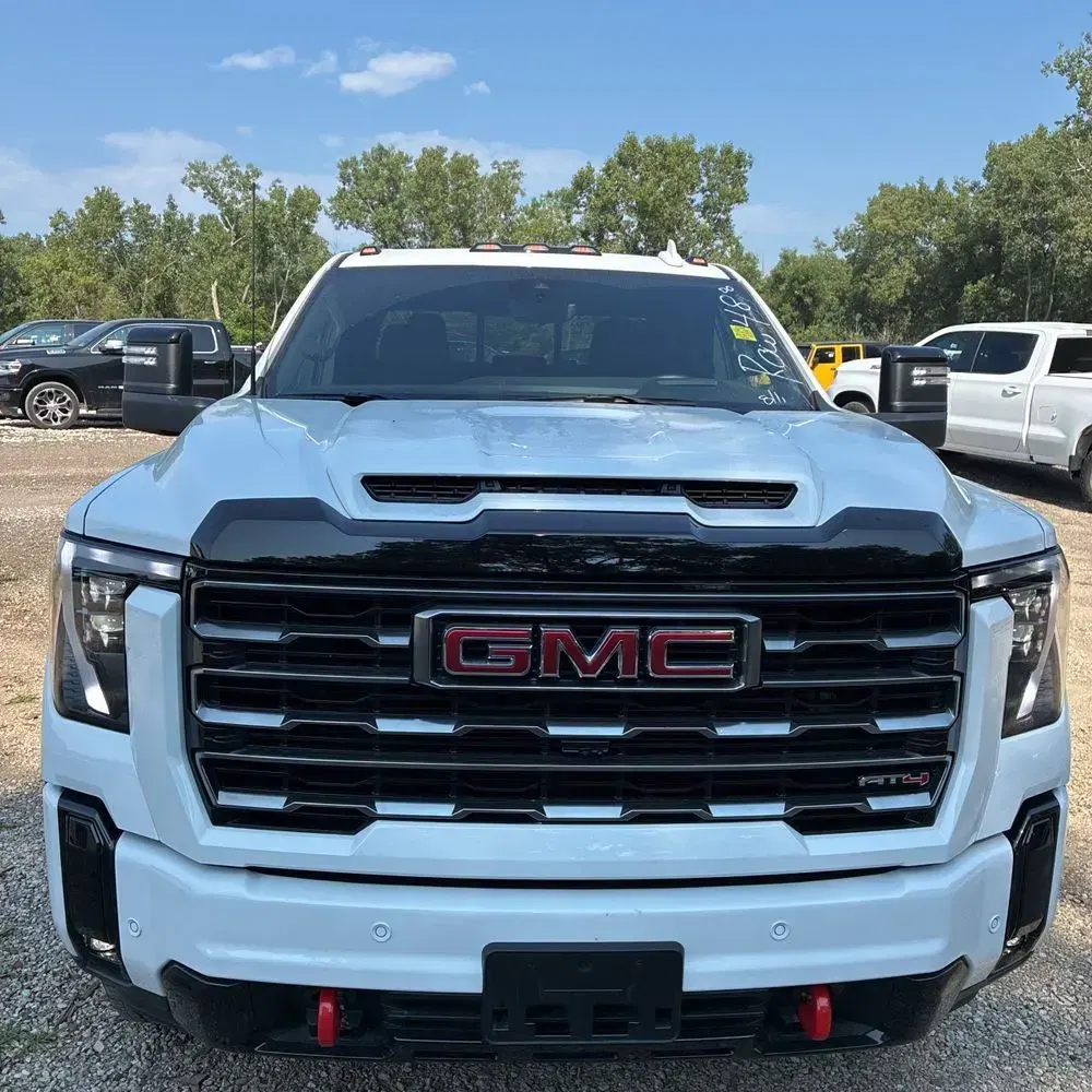 2025 GMC Sierra 2500 AT4