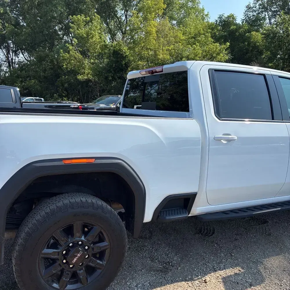2025 GMC Sierra 2500 AT4