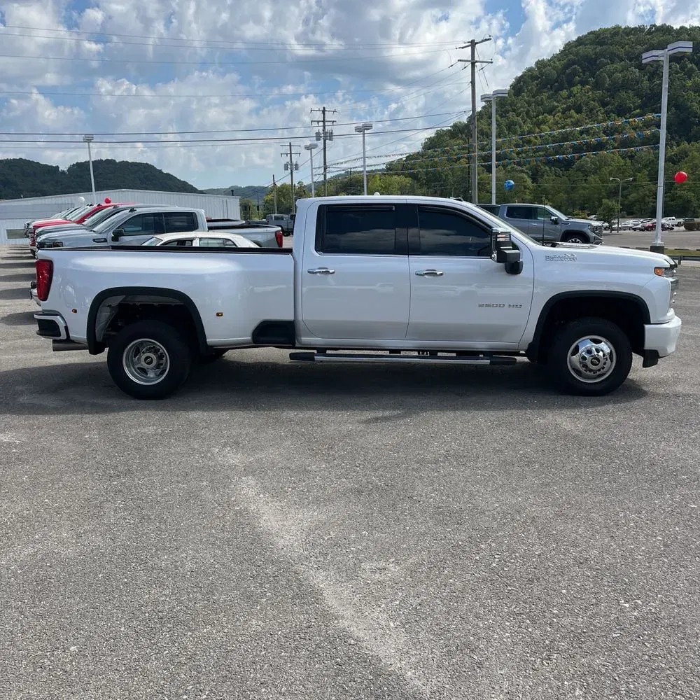 2022 Chevrolet Silverado 3500HD High Country
