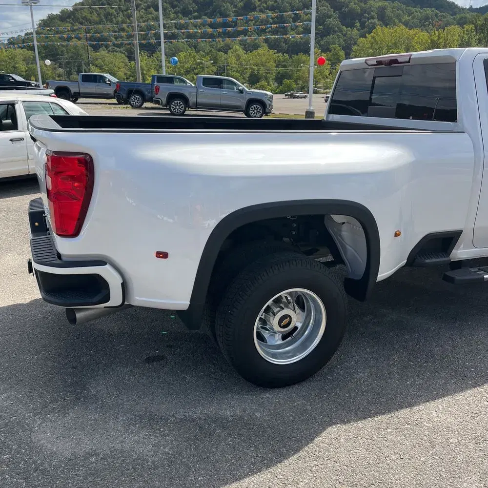 2022 Chevrolet Silverado 3500HD High Country