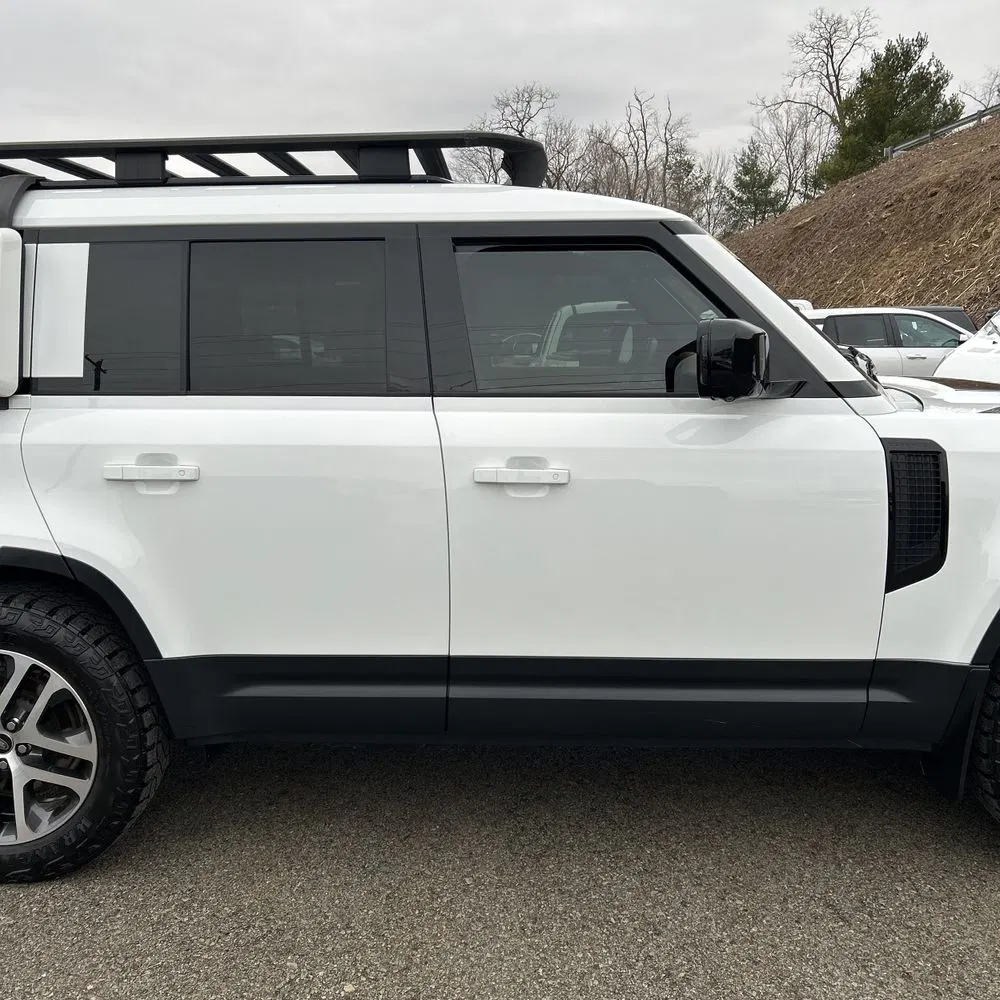2024 Land Rover Defender 130 P400 S