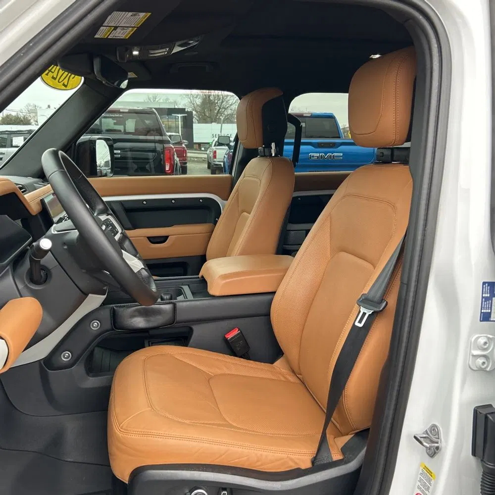 2024 Land Rover Defender 130 P400 S