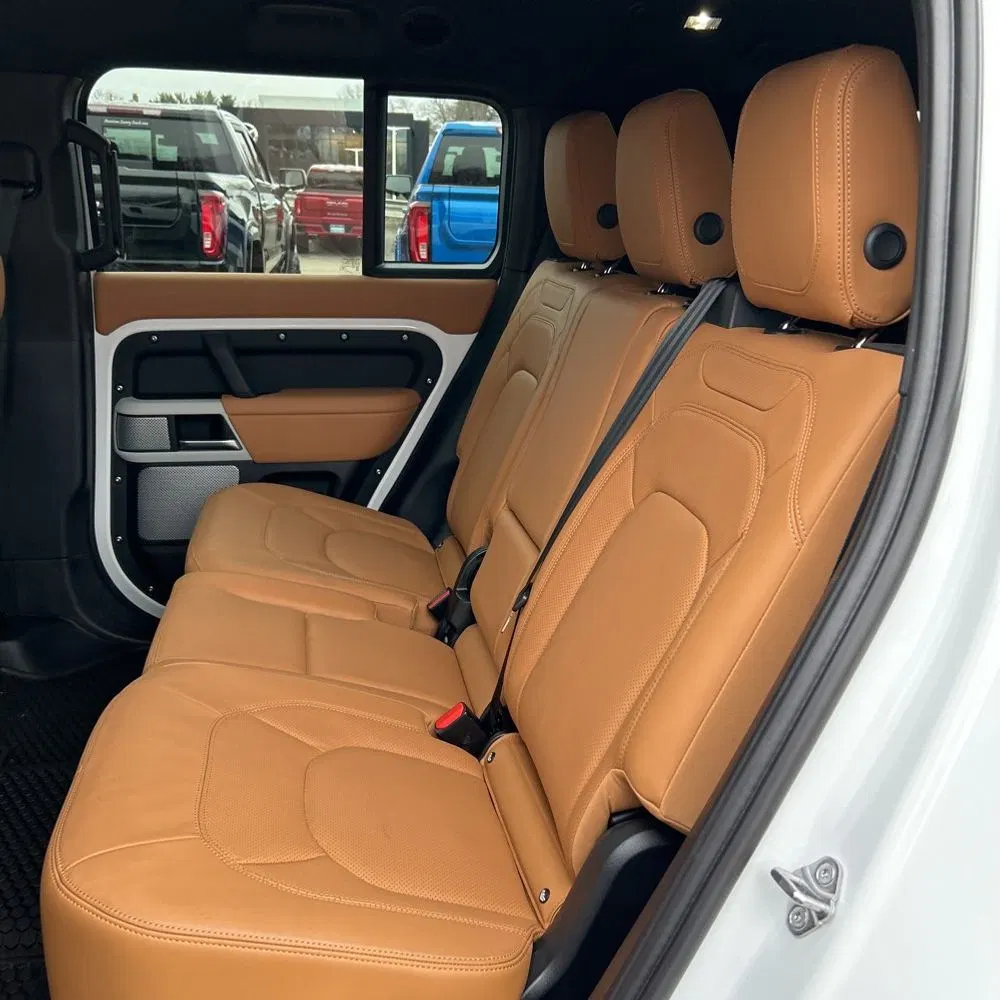 2024 Land Rover Defender 130 P400 S