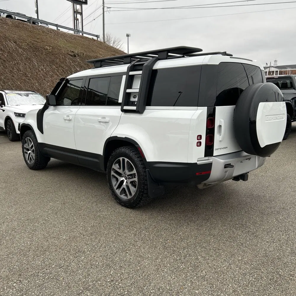 2024 Land Rover Defender 130 P400 S