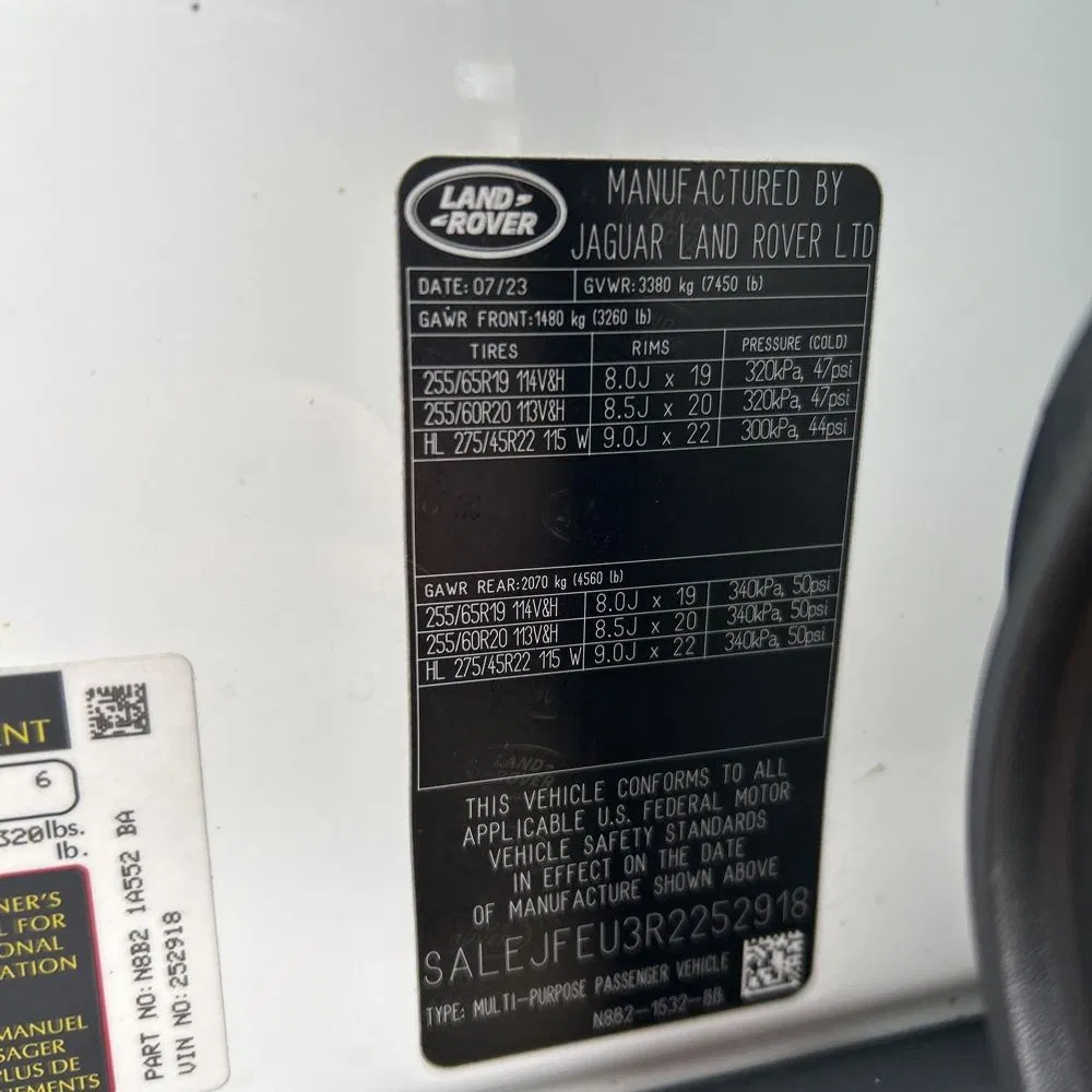 2024 Land Rover Defender 130 P400 S