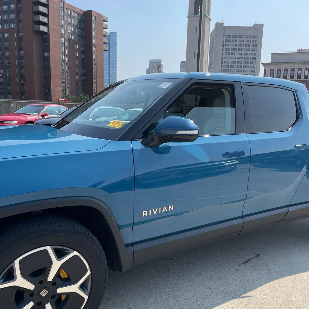 2022 Rivian R1T Adventure
