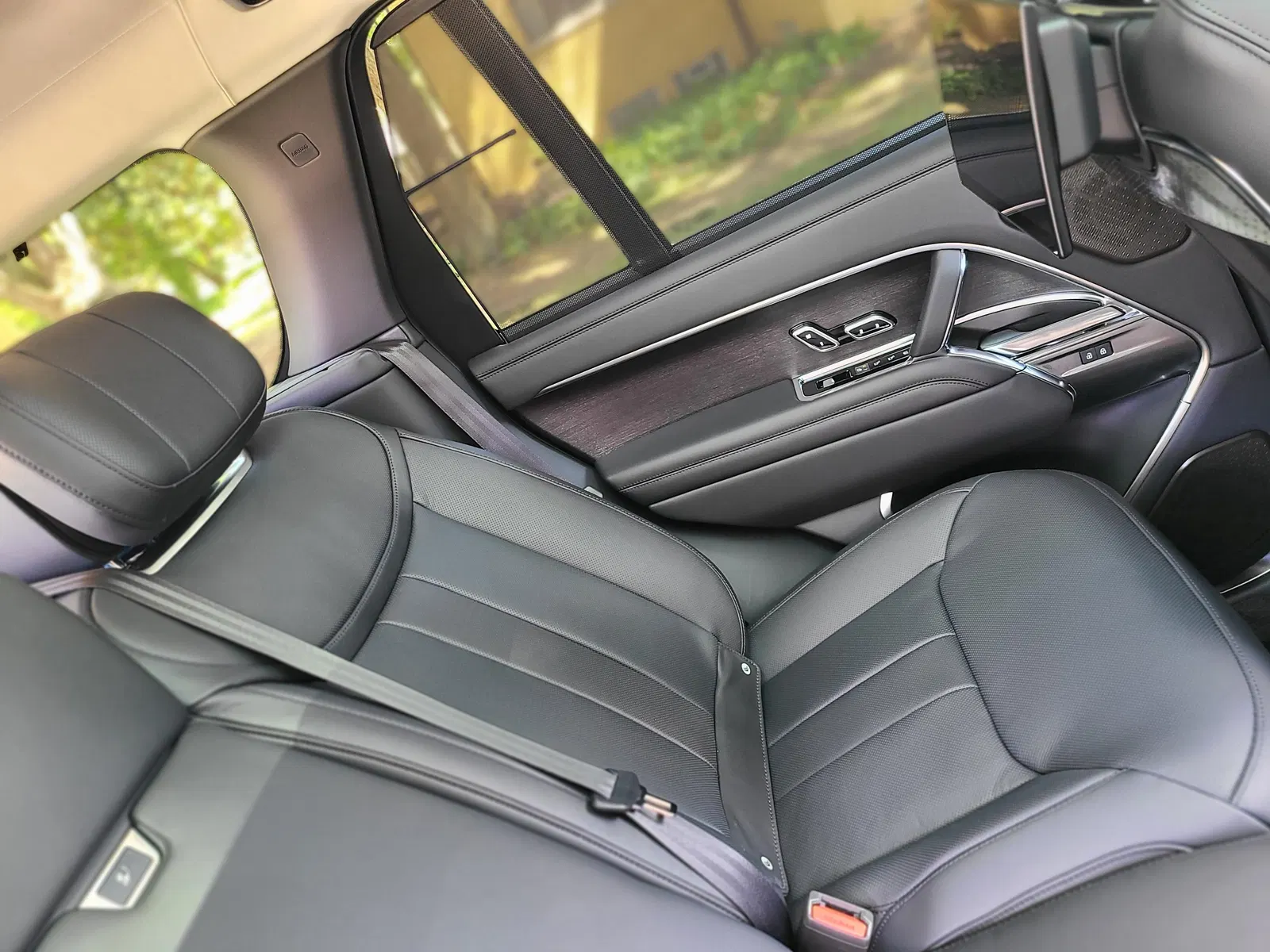 2023 Range Rover First Edition - ~100 Miles, Twin-Turbo V8, Batumi Gold, Highly Equipped