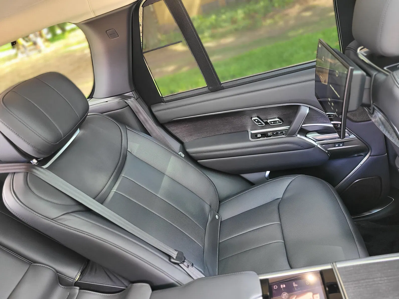 2023 Range Rover First Edition - ~100 Miles, Twin-Turbo V8, Batumi Gold, Highly Equipped