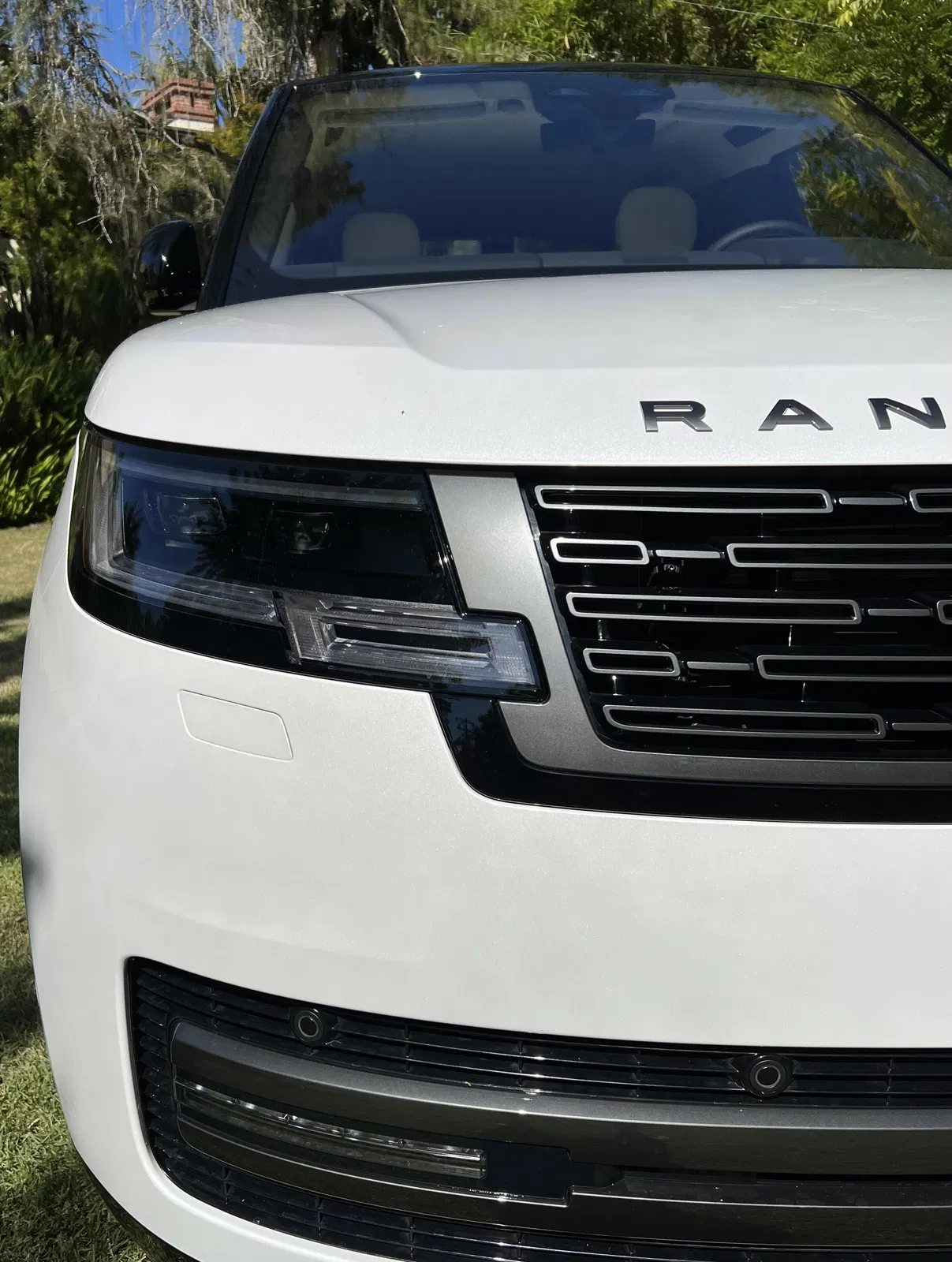 2023 Range Rover P530 SE - ~150 Miles, Twin-Turbo V8, AWD, Premium Interior Upgrade Package