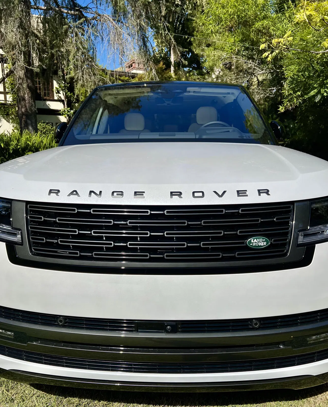 2023 Range Rover P530 SE - ~150 Miles, Twin-Turbo V8, AWD, Premium Interior Upgrade Package
