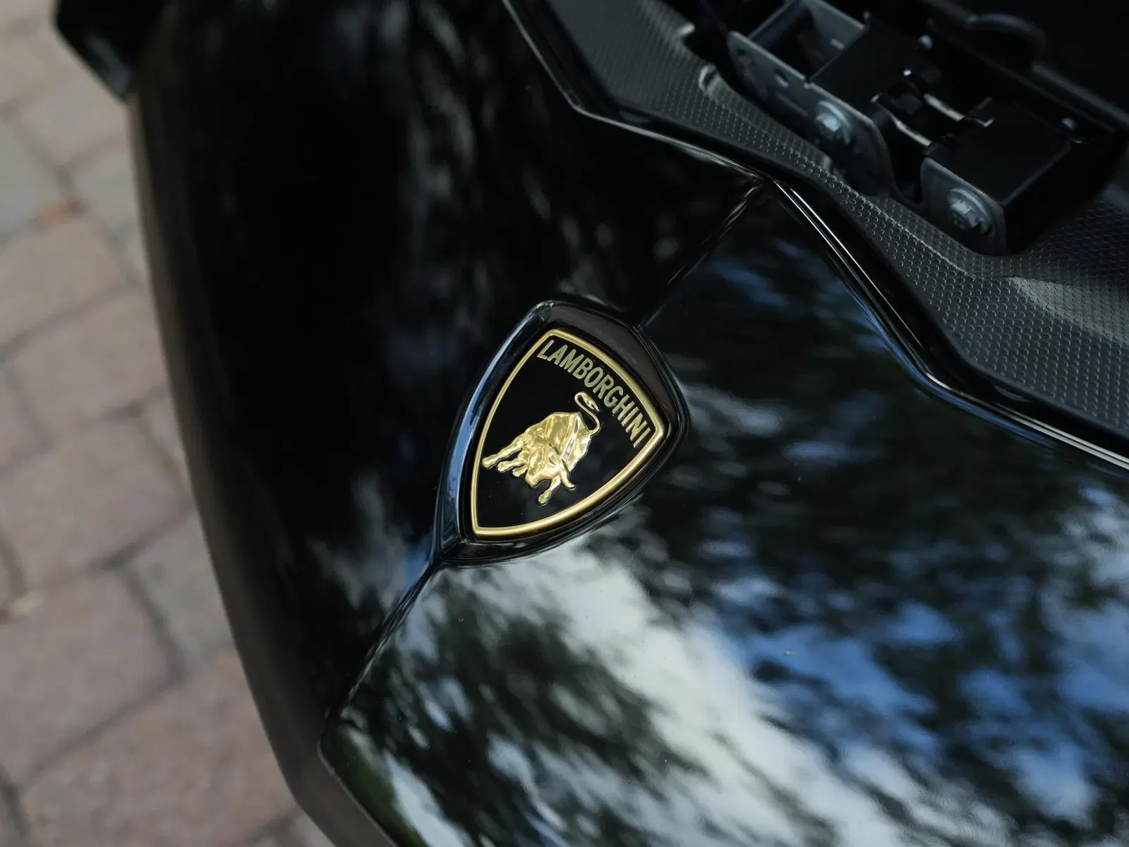 2019 Lamborghini Aventador S Roadster