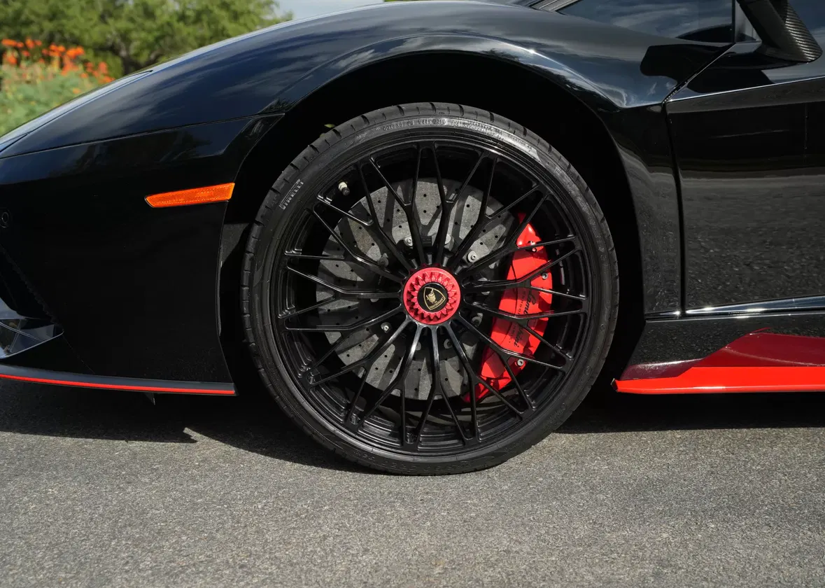 2019 Lamborghini Aventador S Roadster