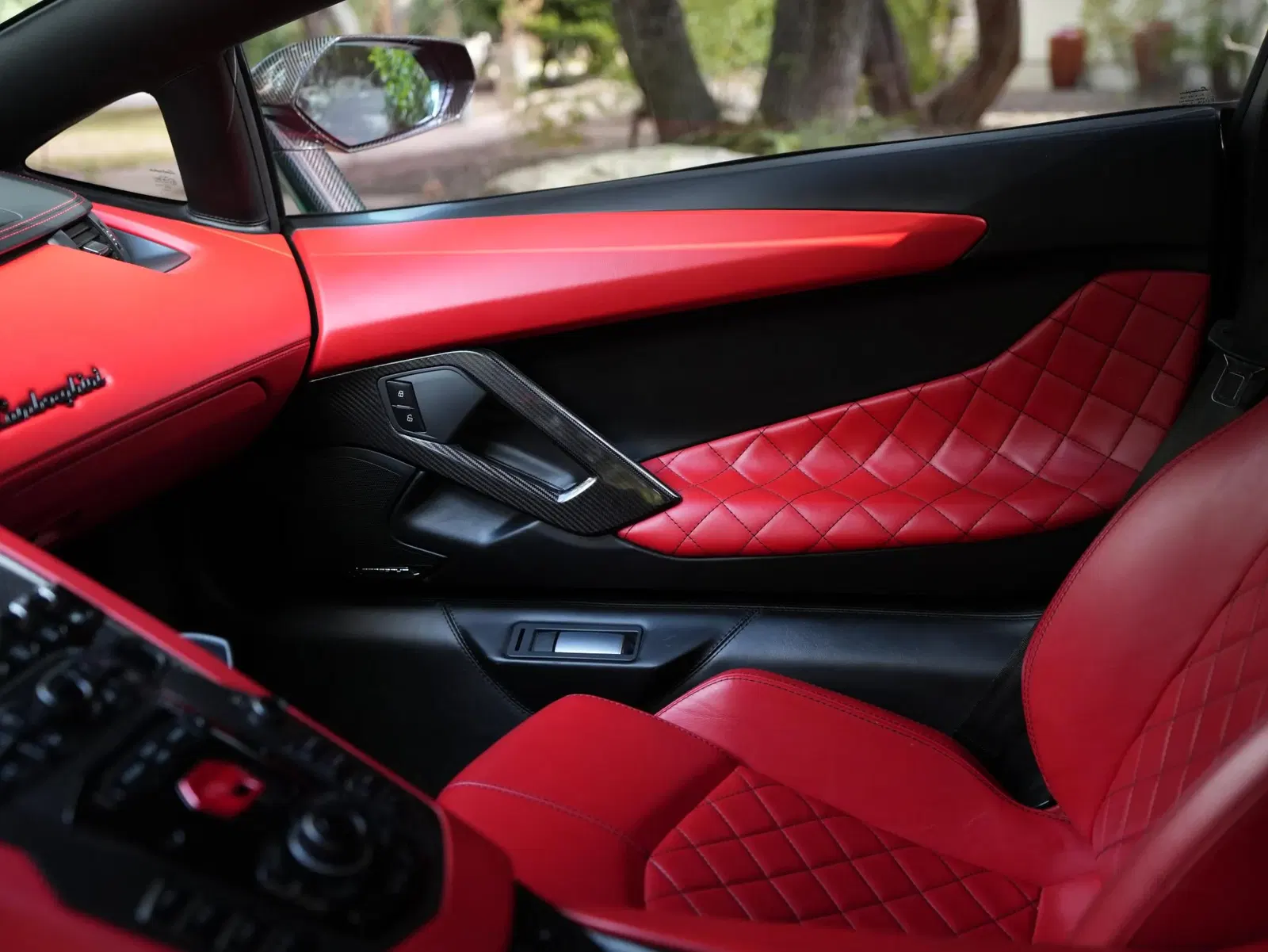 2019 Lamborghini Aventador S Roadster