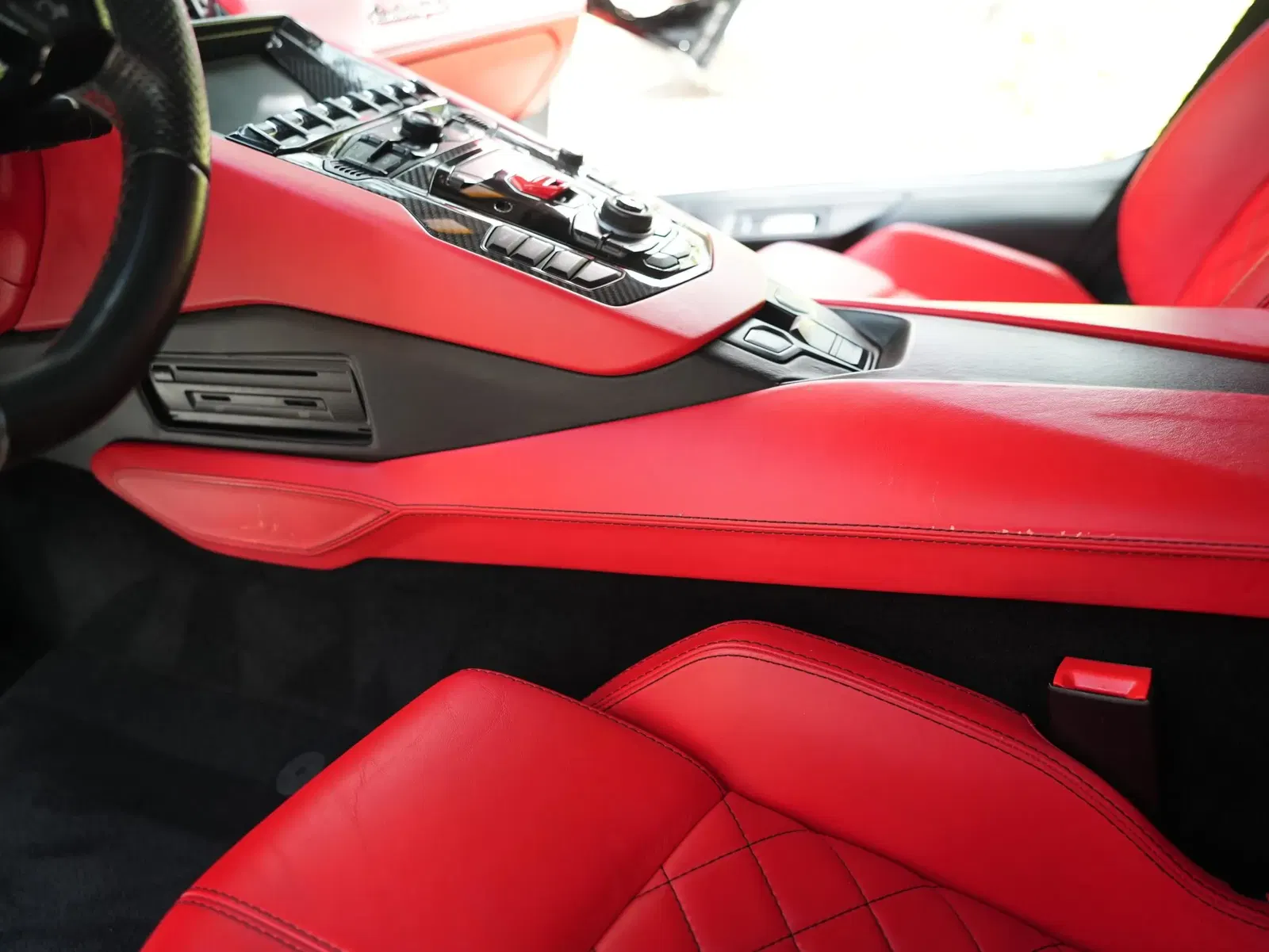 2019 Lamborghini Aventador S Roadster