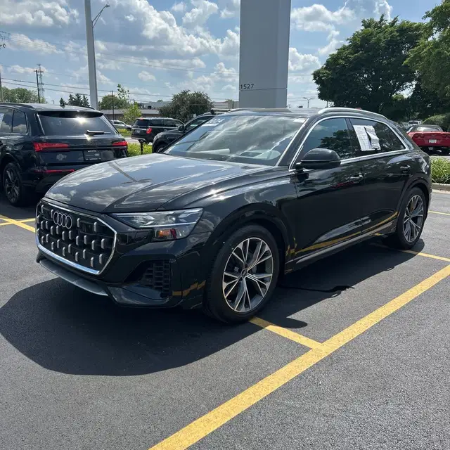 2024 Audi Q8 Prestige 55