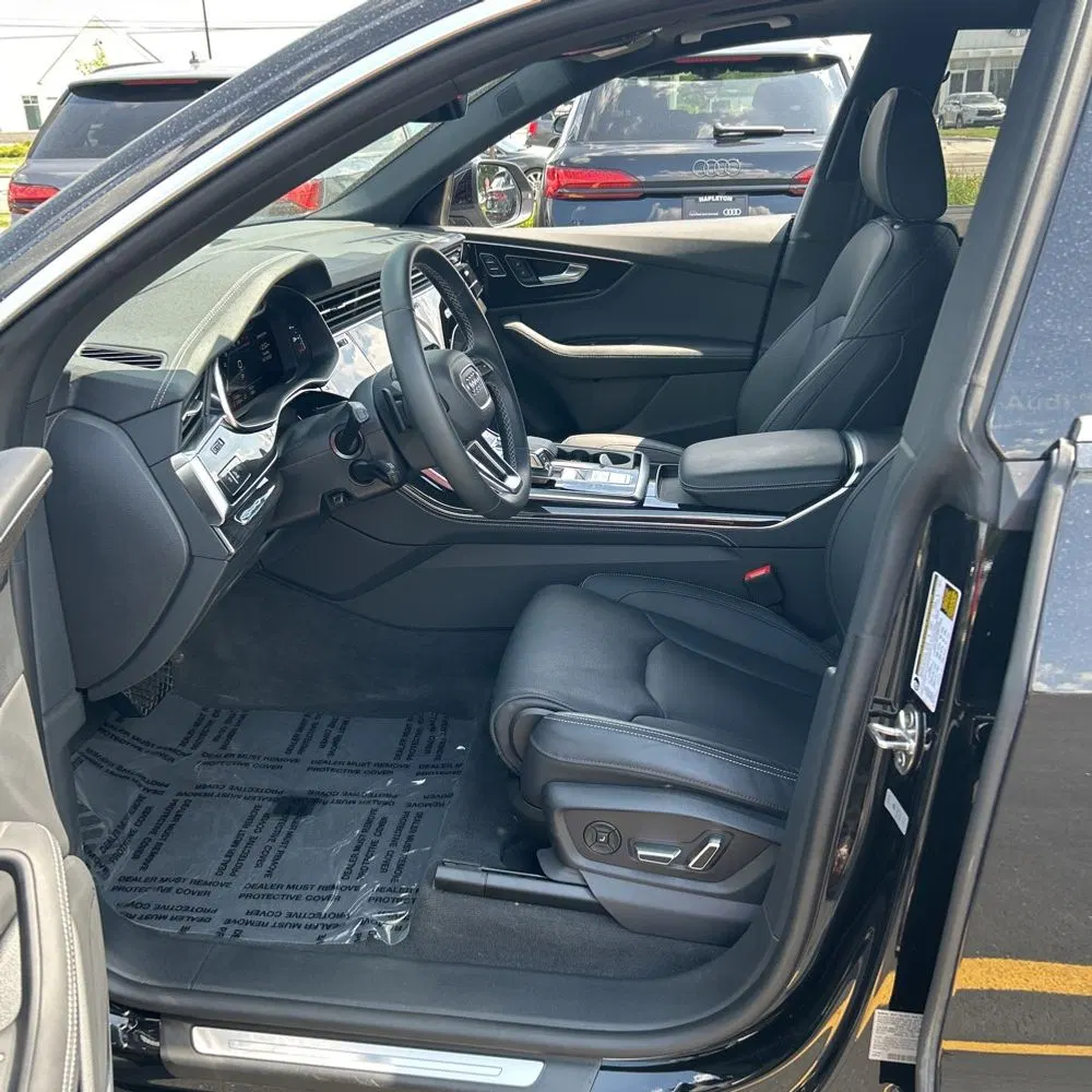 2024 Audi Q8 Prestige 55