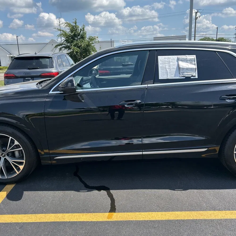 2024 Audi Q8 Prestige 55