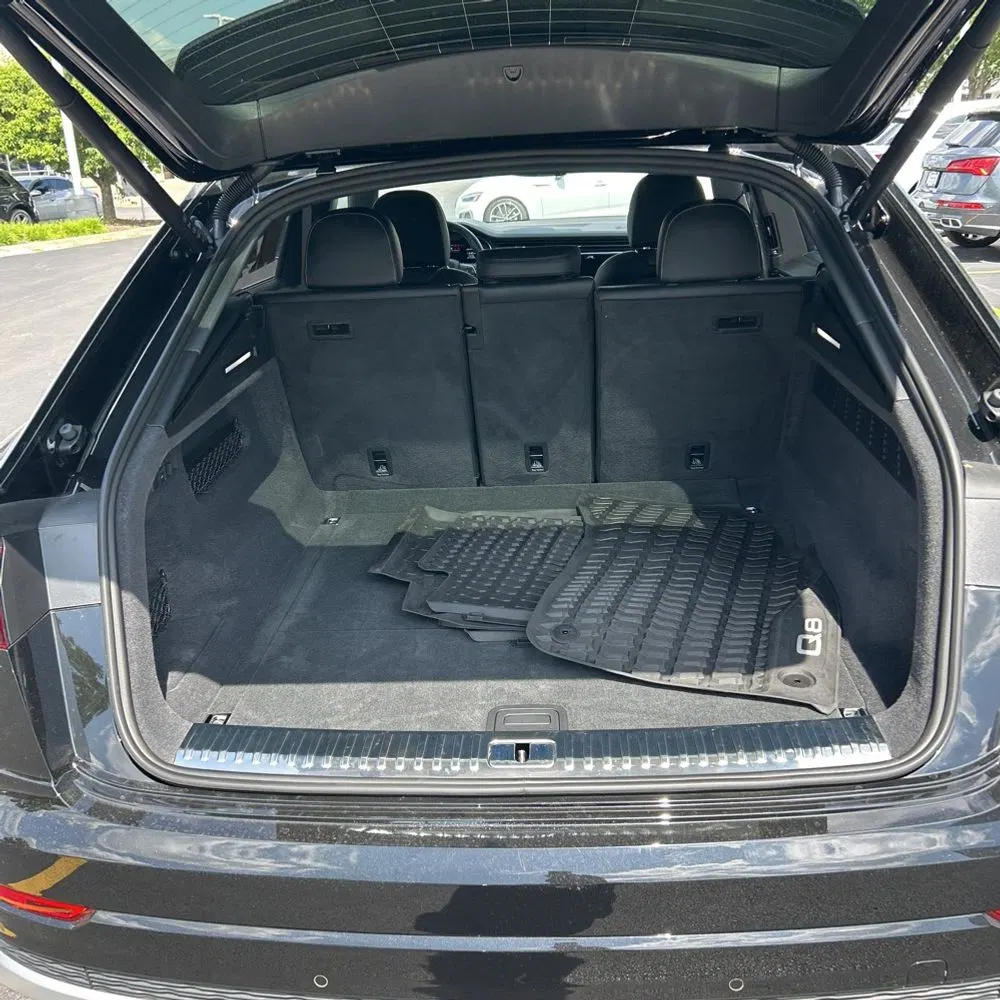 2024 Audi Q8 Prestige 55
