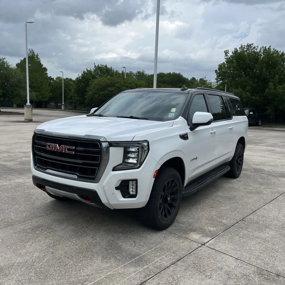 2022 GMC Yukon XL AT4