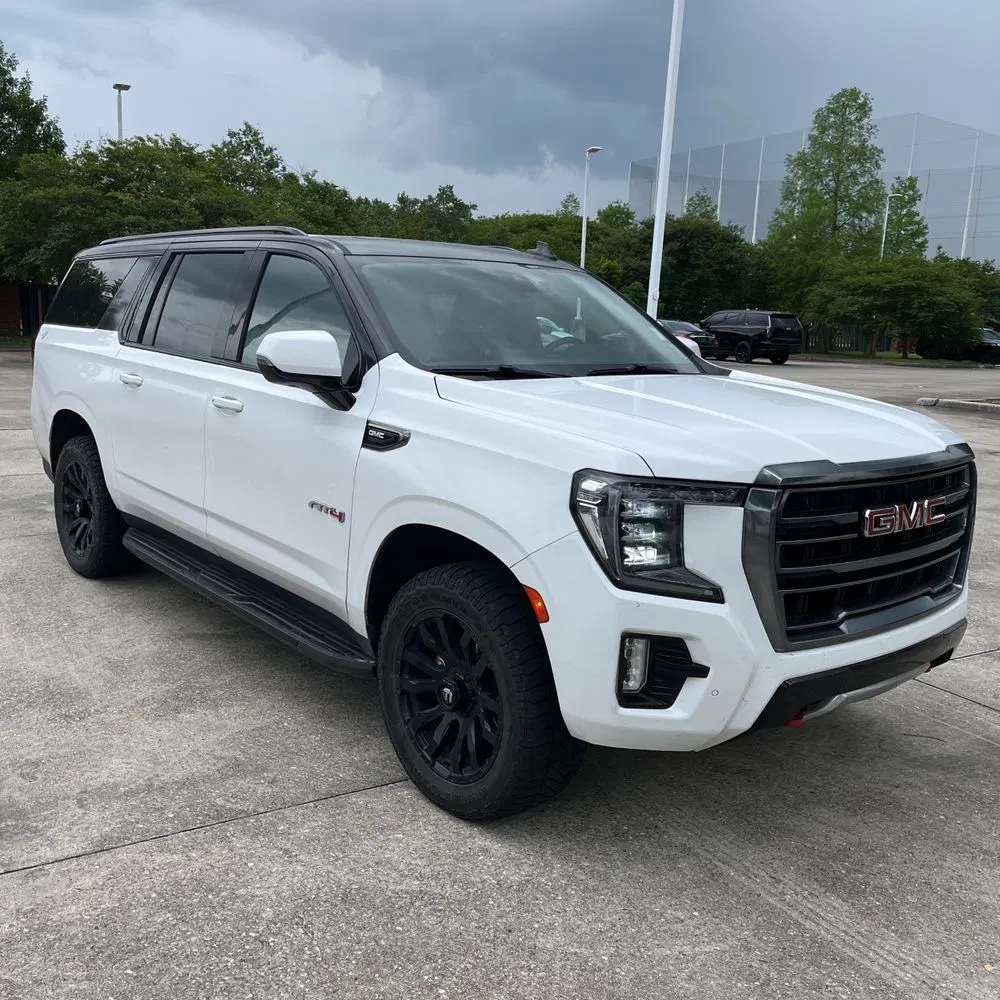 2022 GMC Yukon XL AT4