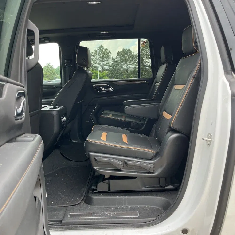 2022 GMC Yukon XL AT4