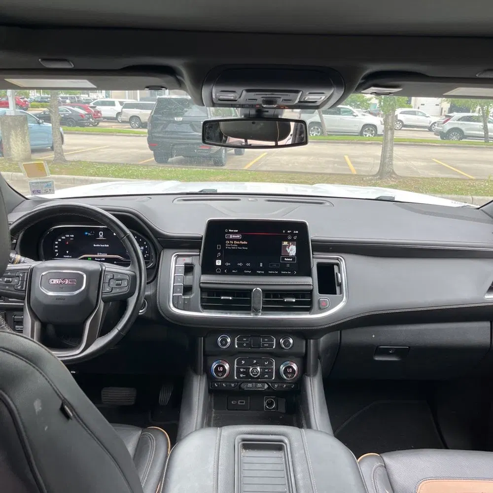2022 GMC Yukon XL AT4