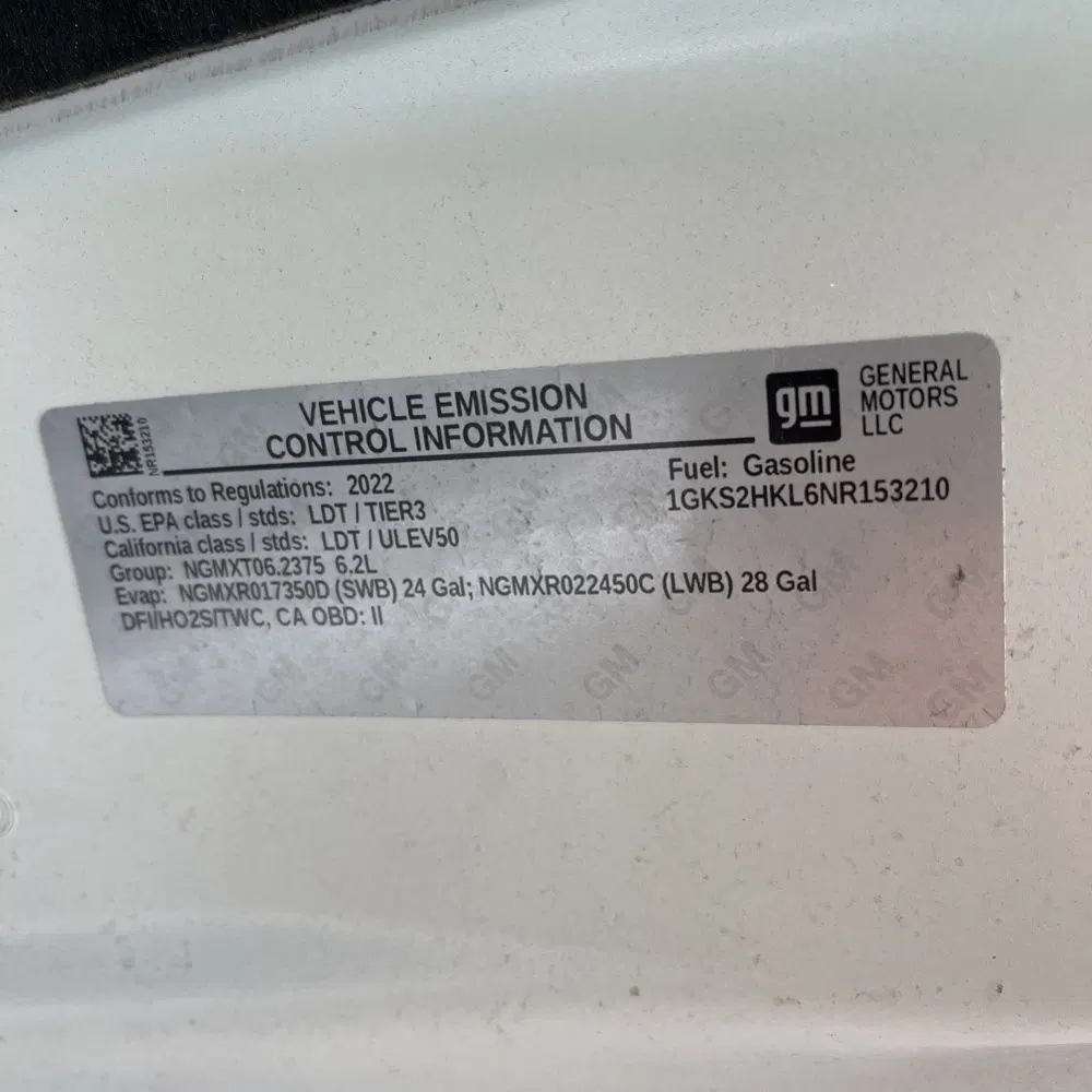 2022 GMC Yukon XL AT4
