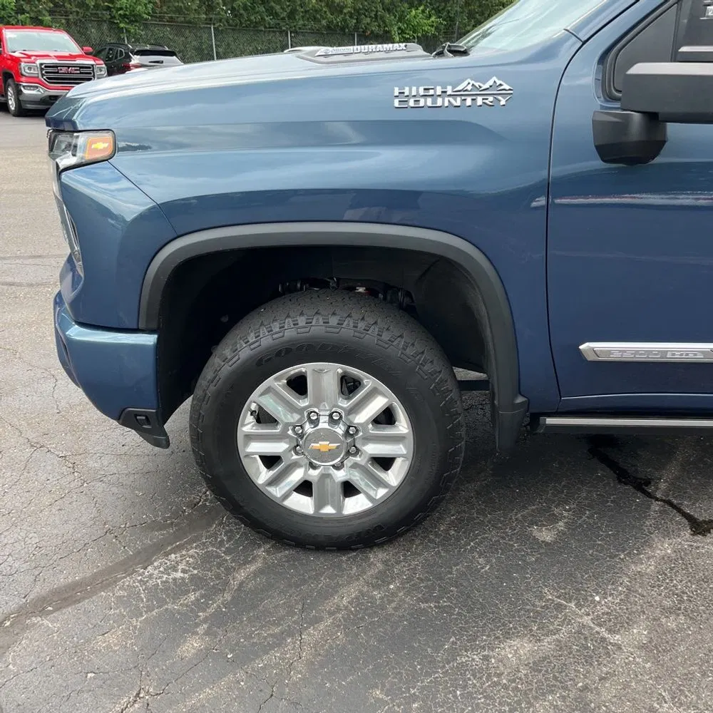 2024 Chevrolet Silverado 2500HD High Country