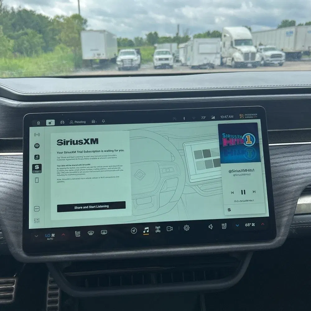 2022 Rivian R1T Adventure