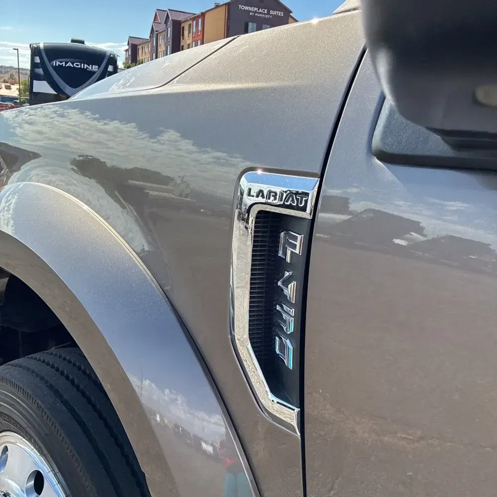 2022 Ford F-450 Super Duty Lariat