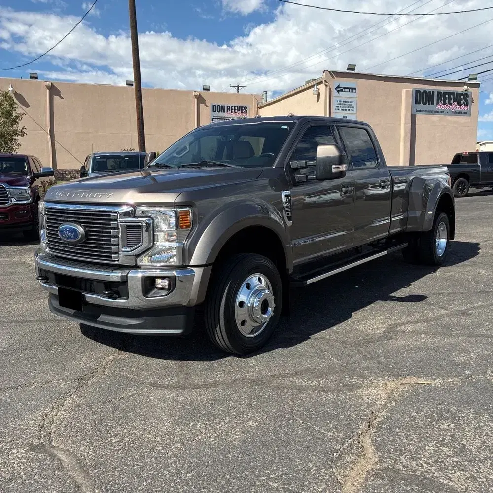 2022 Ford F-450 Super Duty Lariat